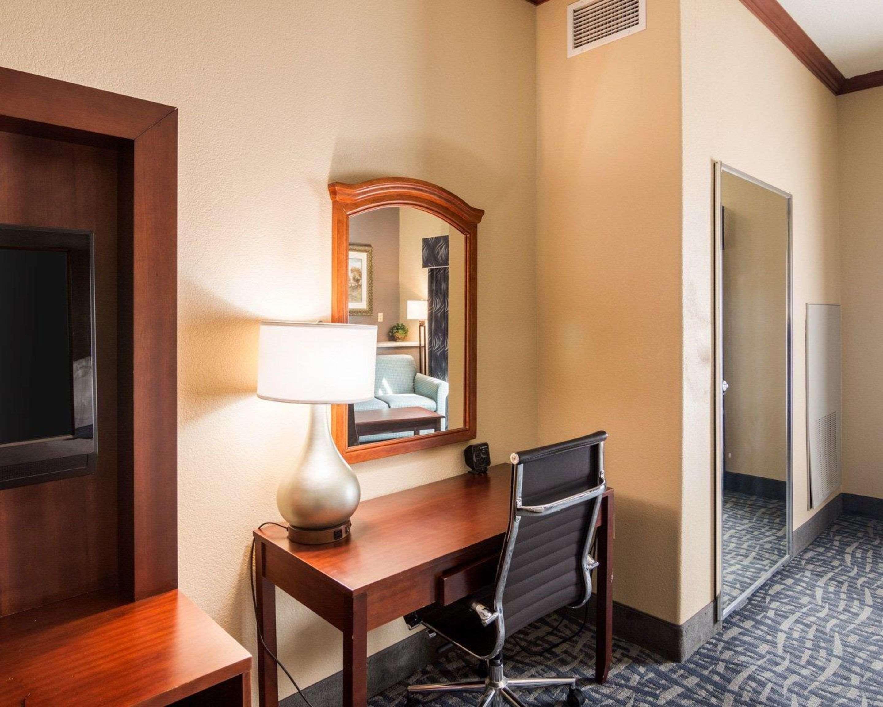 Comfort Suites Gainesville Exteriör bild